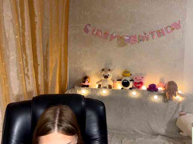 urcutiebunny webcam