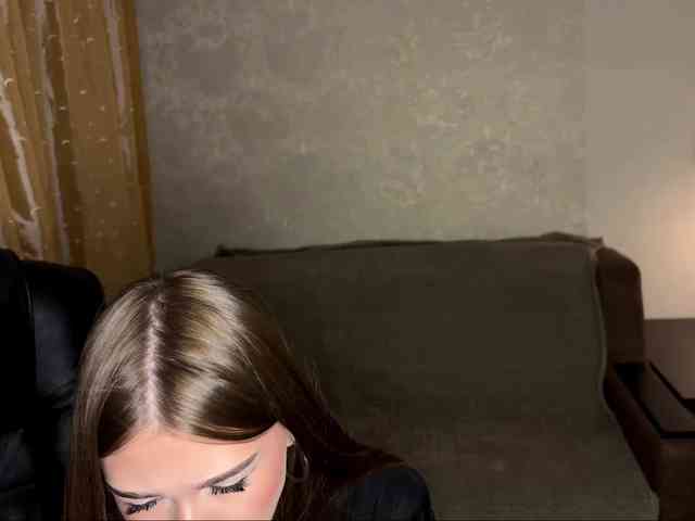 urcutiebunny webcam