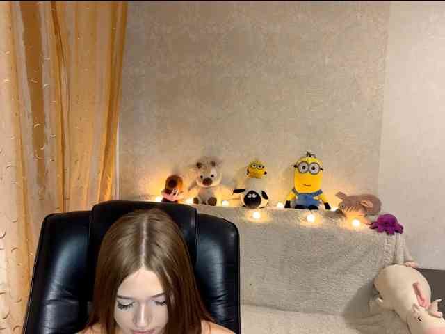 urcutiebunny webcam