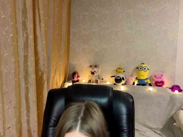 urcutiebunny webcam
