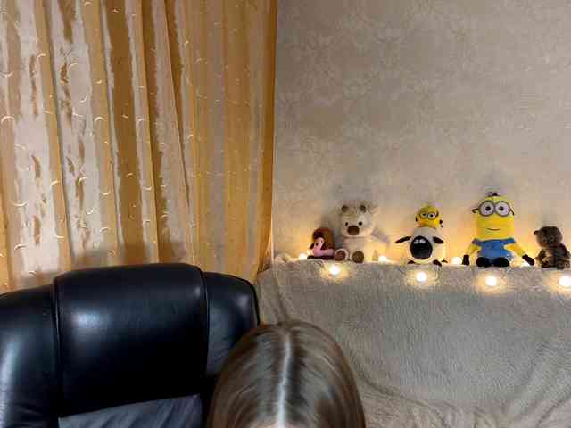 urcutiebunny webcam