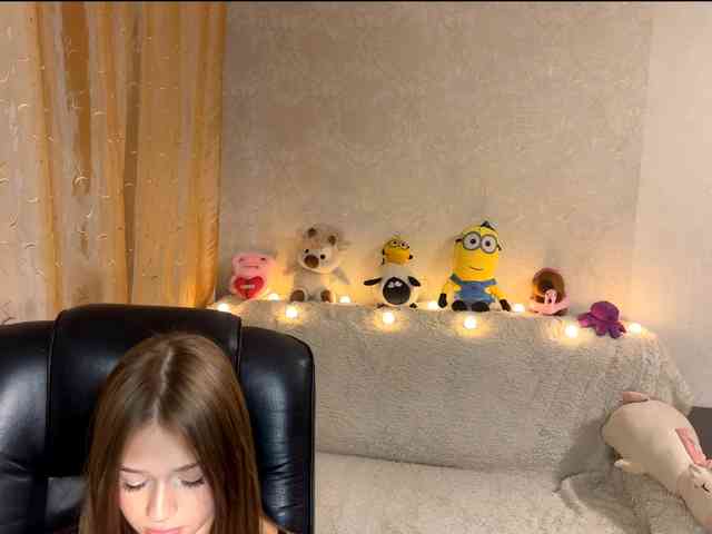urcutiebunny webcam