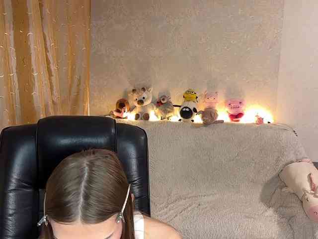 urcutiebunny webcam