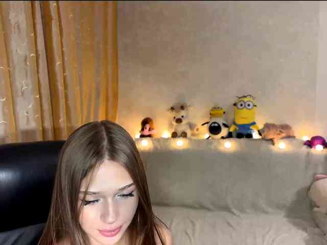 urcutiebunny webcam