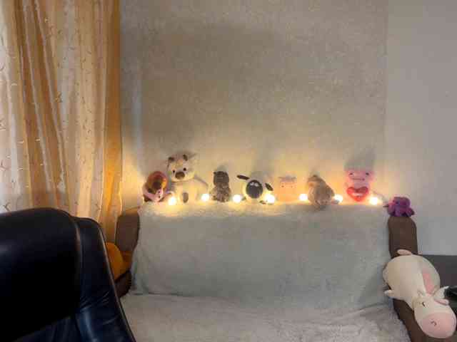 urcutiebunny webcam