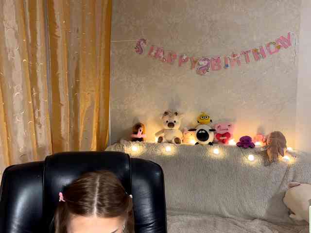urcutiebunny webcam