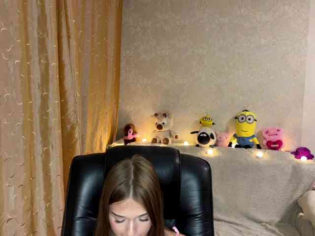 urcutiebunny webcam