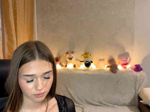 urcutiebunny's live room