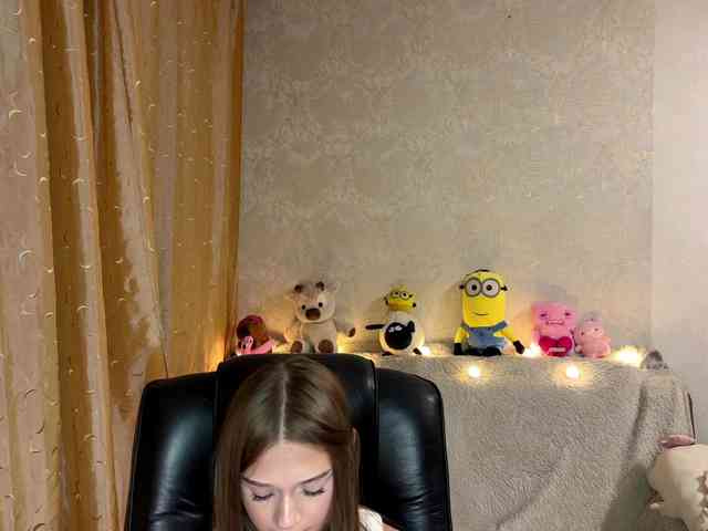 urcutiebunny webcam