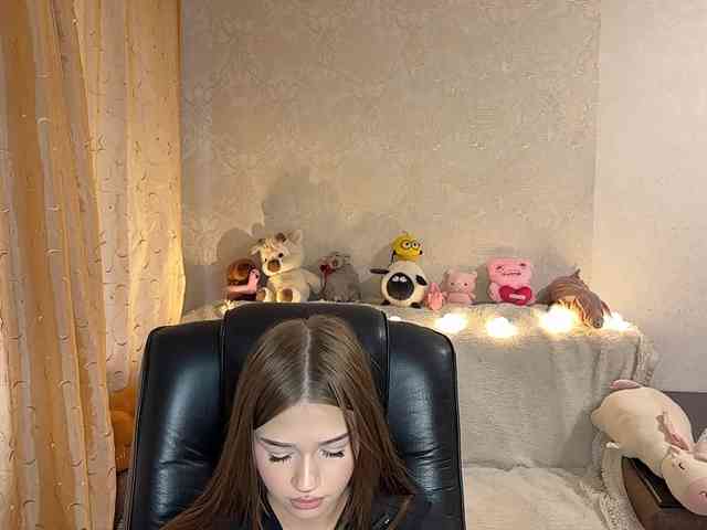 urcutiebunny webcam