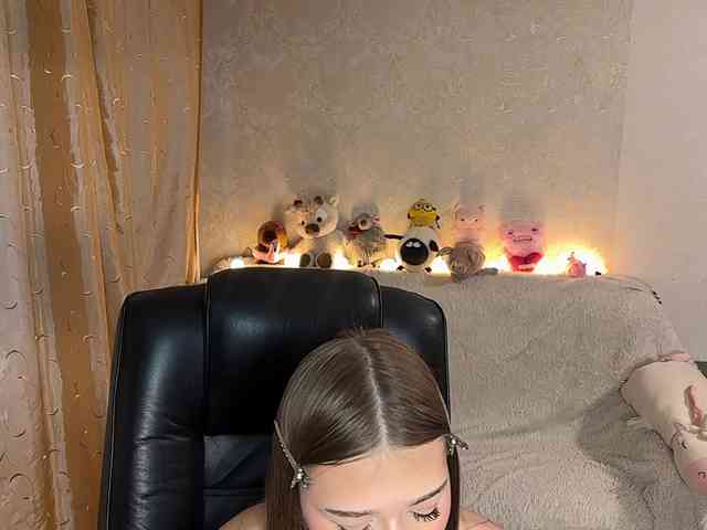 urcutiebunny webcam