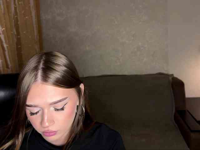 urcutiebunny Sex Cam Show