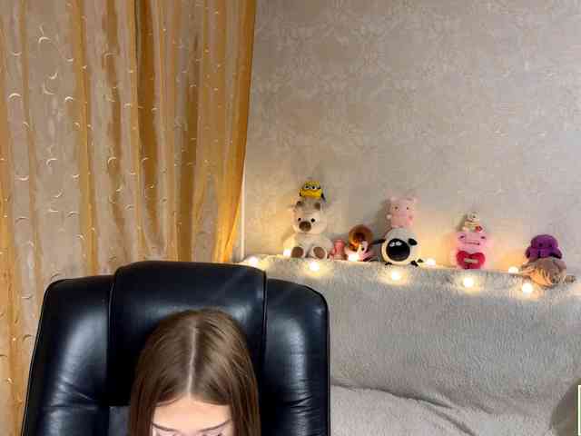 urcutiebunny webcam