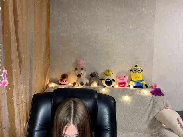 urcutiebunny webcam