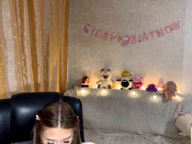 urcutiebunny webcam