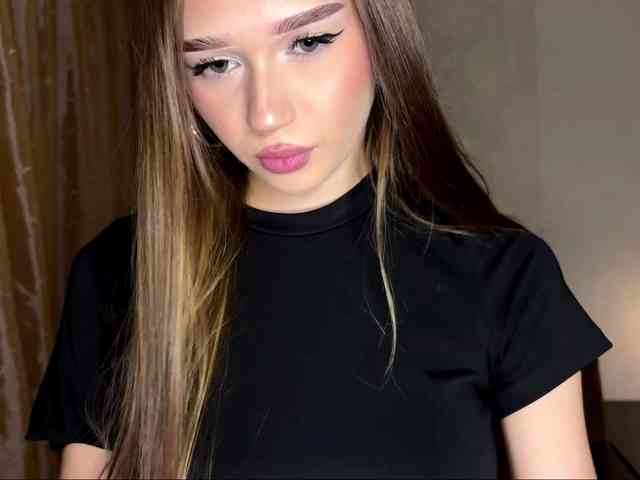 urcutiebunny webcam