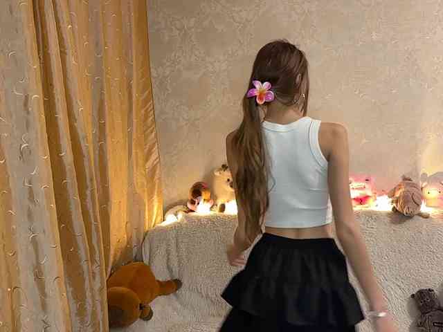 Model: urcutiebunny