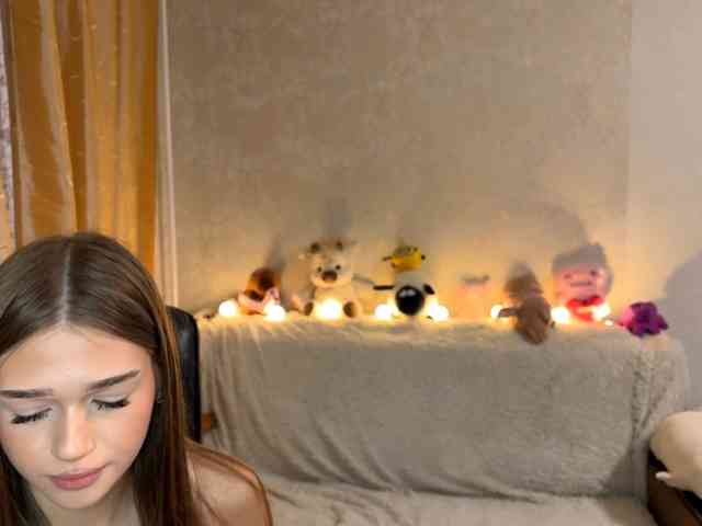 urcutiebunny webcam