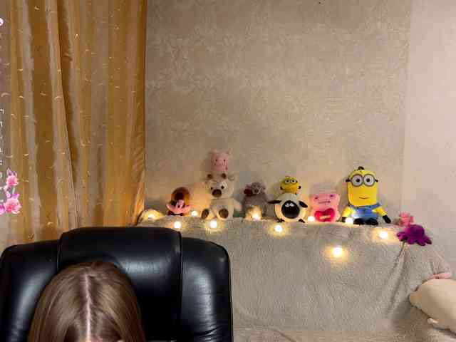 urcutiebunny webcam