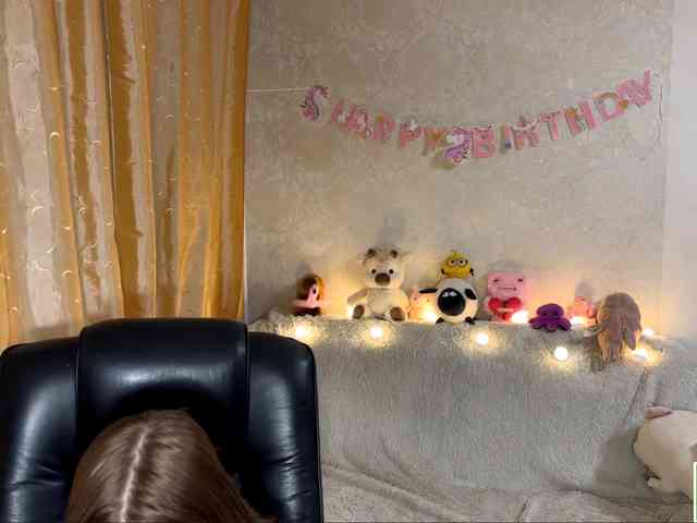 urcutiebunny webcam
