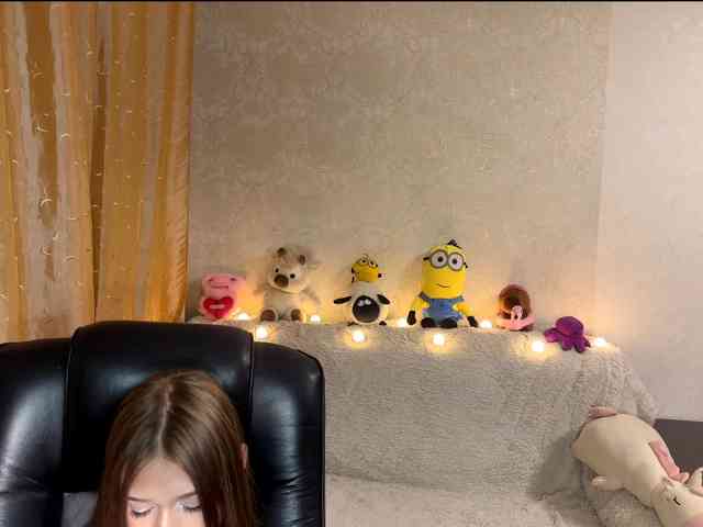 urcutiebunny webcam