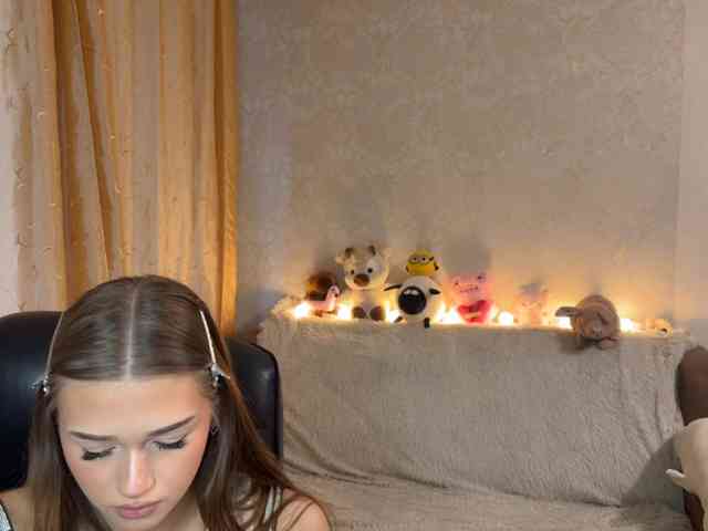 urcutiebunny webcam