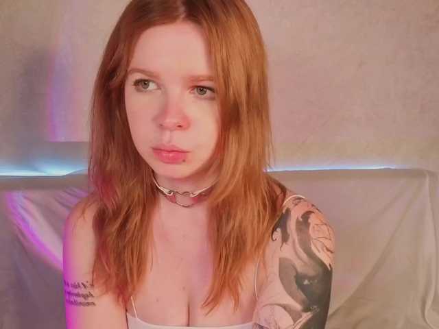 AliseKitt live webcam show