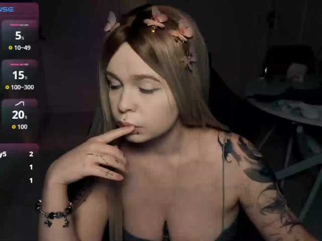 AliseKitt live cam on BongaCams