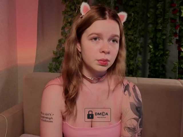 AliseKitt live cam on BongaCams