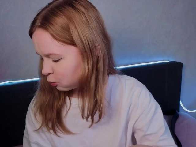 AliseKitt live cam on BongaCams