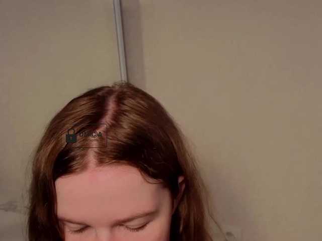 AliseKitt live webcam show