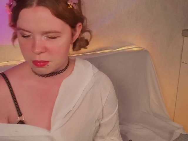 AliseKitt live cam on BongaCams