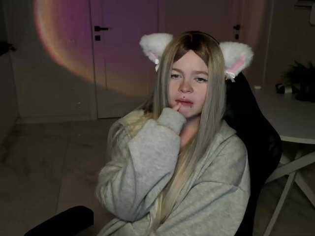 AliseKitt live cam on BongaCams
