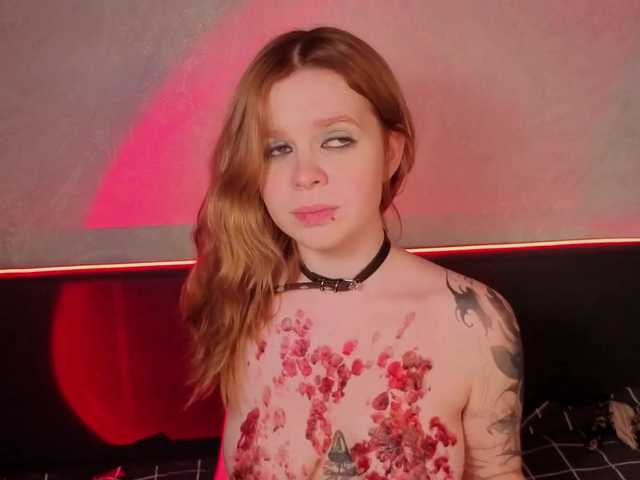 AliseKitt live cam on BongaCams