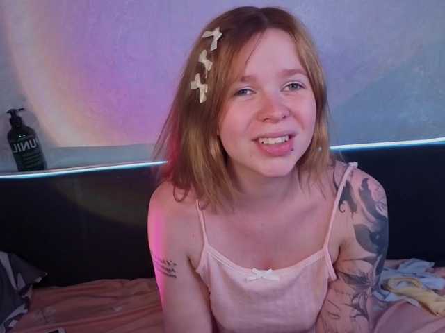 AliseKitt live cam on BongaCams