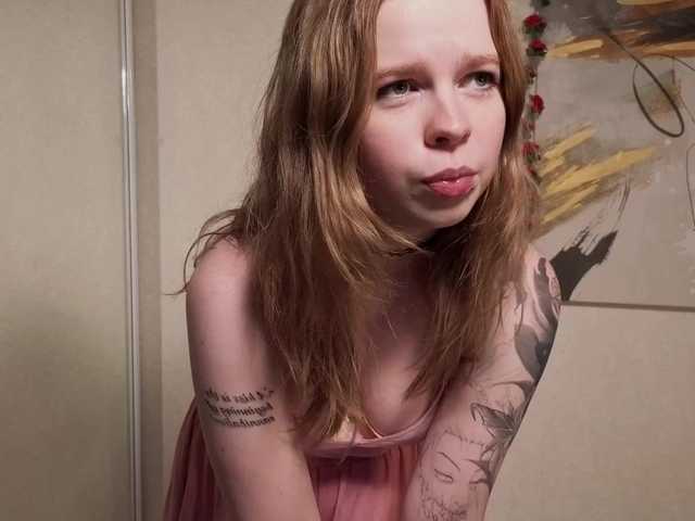 AliseKitt live webcam show