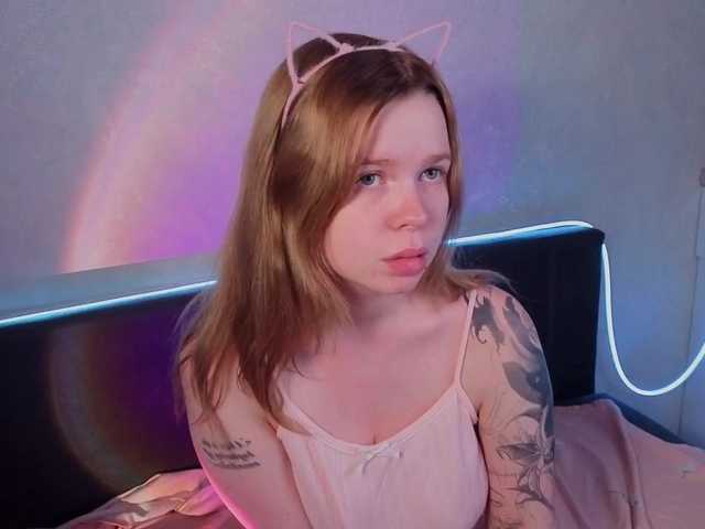 AliseKitt live cam on BongaCams