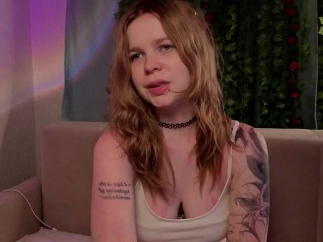 AliseKitt live cam on BongaCams