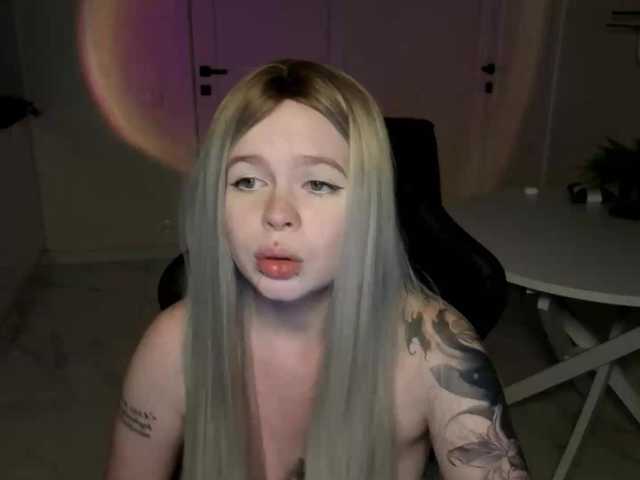 AliseKitt live cam on BongaCams