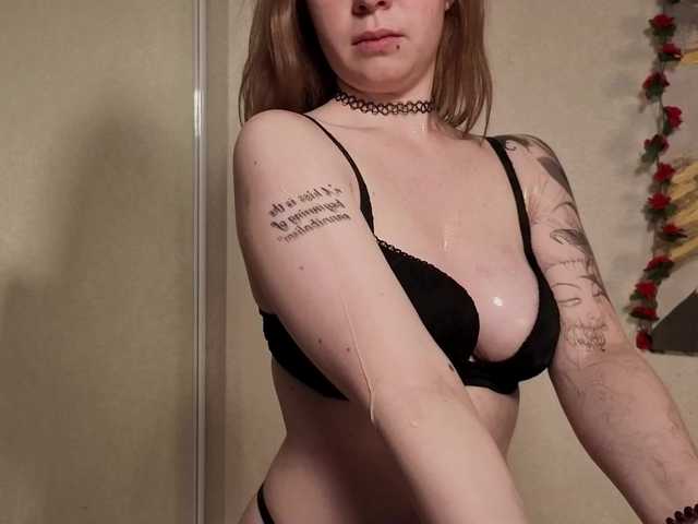 AliseKitt live cam on BongaCams
