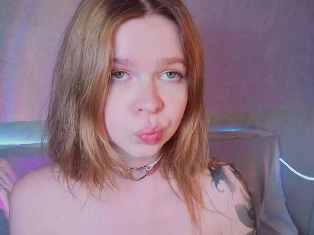 AliseKitt live webcam show