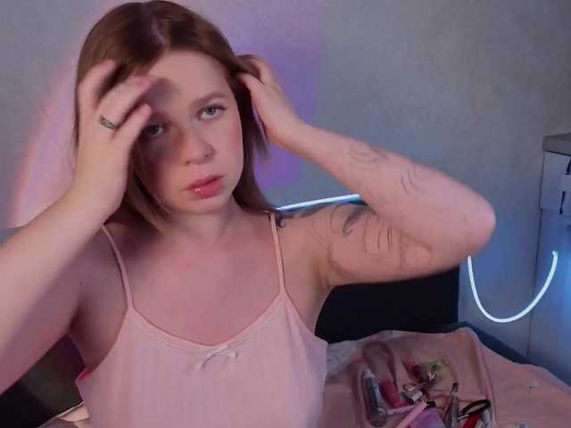 AliseKitt live cam on BongaCams