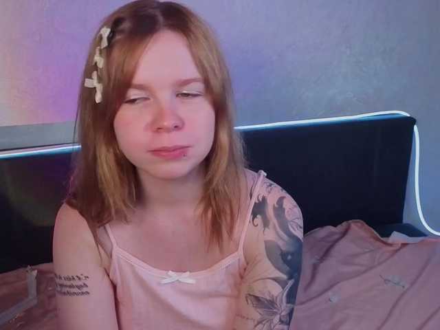 AliseKitt live cam on BongaCams