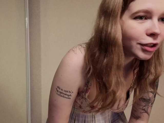 AliseKitt live cam on BongaCams