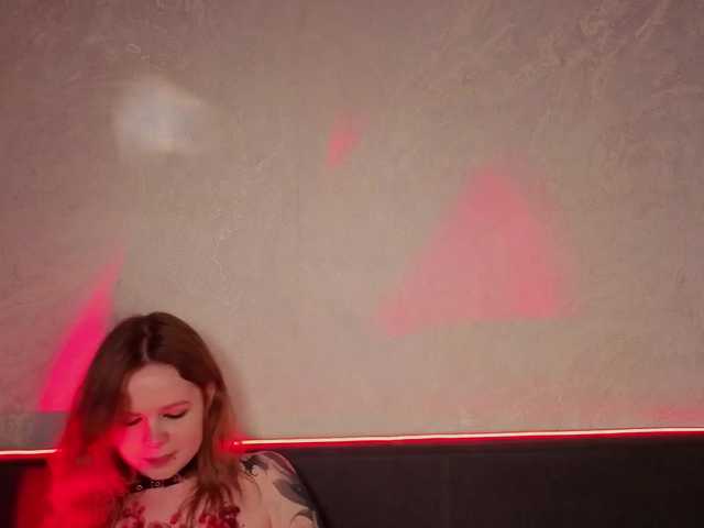 AliseKitt live cam on BongaCams