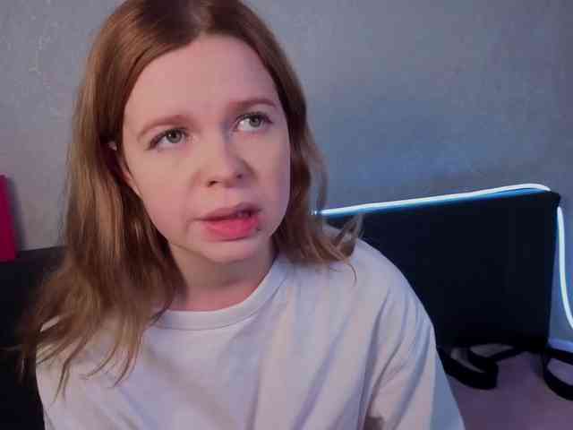 AliseKitt webcam