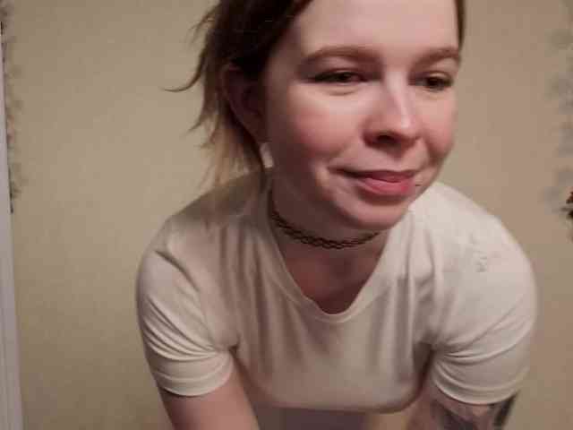 AliseKitt webcam