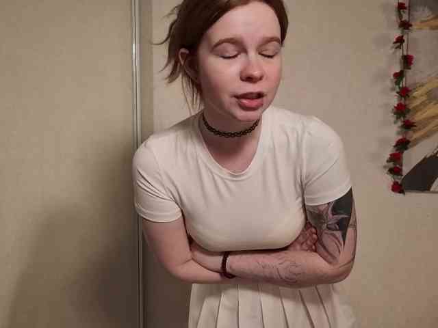 AliseKitt webcam