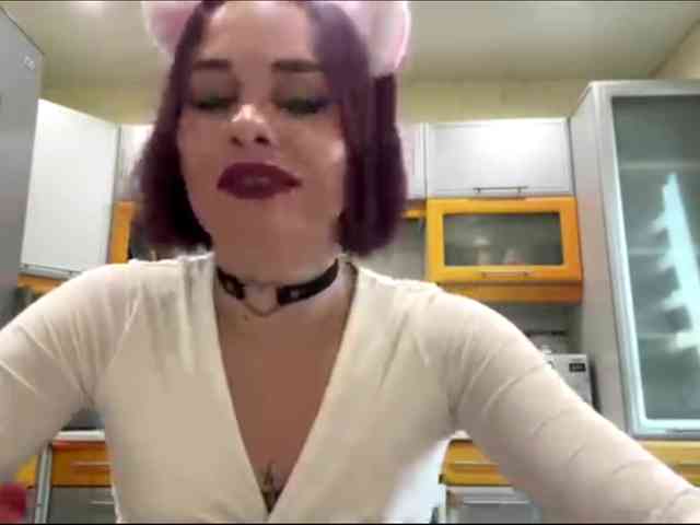 KayeDada webcam
