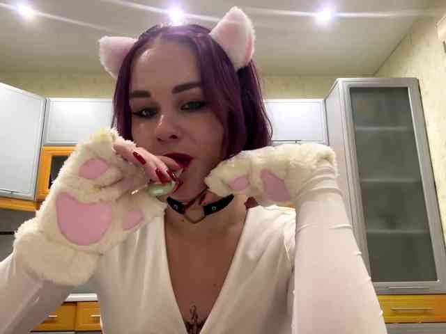 KayeDada webcam
